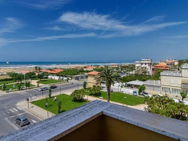 Hotel Eden Park بيتراسانتا المظهر الخارجي الصورة